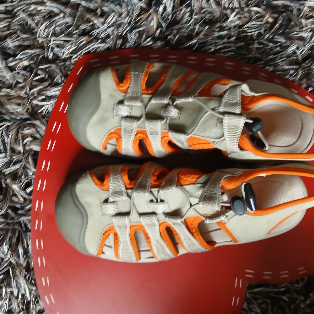 Children's Outdoor Sandals - Olive and Orange